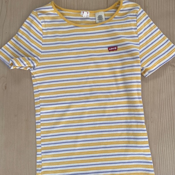 Levi’s T Shirt XS - Picture 1 of 2